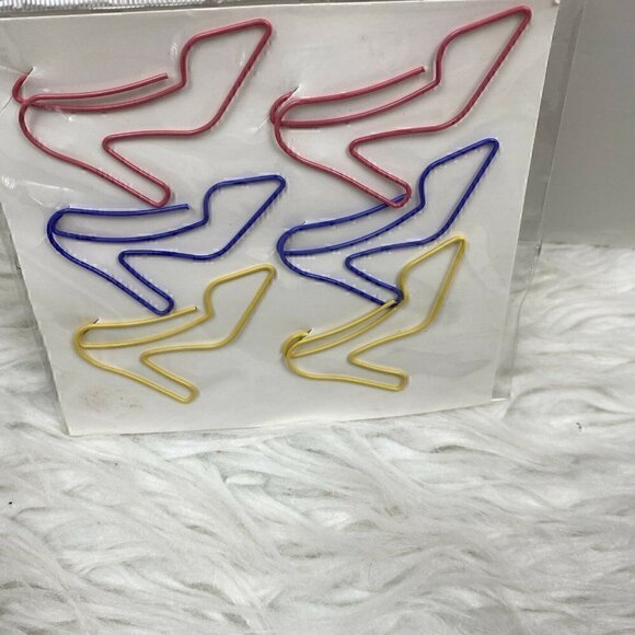 NEW DISNEY PARKS Princess Slipper Shoes 2" Paper Clips Metal Set 6 - Picture 2 of 5